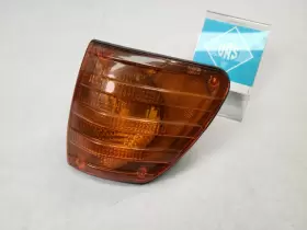 1305233005 MERCEDES Marker Light Left W116 280SE 350SE 450SE
