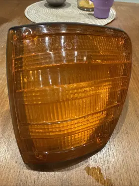 1305233025 MERCEDES Left Front Turn Signal W116