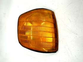 130523303 MERCEDES Bosch Rh Turn Signal Marker Light W124