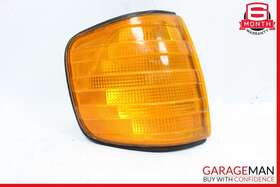 1305233082 MERCEDES Front Right Marker Turn Signal Light Lamp