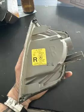 1315106905 MERCEDES Front Signal Light Lens Cover Rh W124 #2