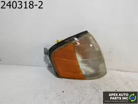 1315106907 MERCEDES Indicator Headlight Rh Right Bosch W202