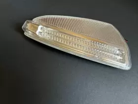 164-906-14-00 MERCEDES Right Door Mirror Turn Signal Lamp Gl