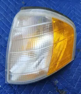 202-826-11-43 MERCEDES Lh Left Turn Signal W202 C220 C230