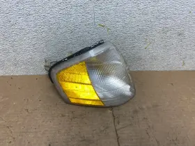 2028261260 MERCEDES Right Turn Signal Dw W202 C230 C280