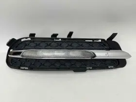 2128851623 MERCEDES Rh Passenger Fog Light Led Cover E350