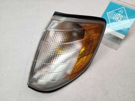 A140-826-0743 MERCEDES Bosch Front Left Turn Signal W140 S420