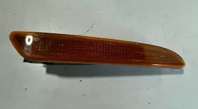 A211-822-14-14 MERCEDES Turn Signal Marker Lamp Right E320