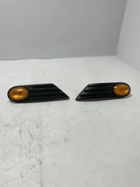 2751503 MINI Left Right Fender Emblem Turn Signal Scuttles