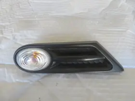 72602069 MINI Right Fender Turn Signal Indicator Light R55