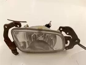 116-59744 MITSUBISHI Passenger Right Fog Light Montero