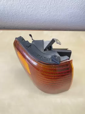 210-37749 MITSUBISHI Ls Front Passenger Corner Light Turn #3