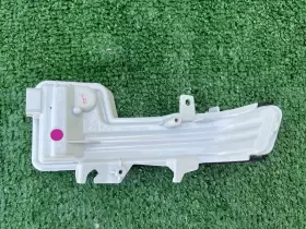 8351A102 MITSUBISHI Signal Lamp Mirror Right Turn Eclipse #2