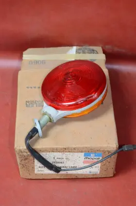 2958085 MOPAR Nos Double Taillight Turn Signal Lamp Dodge