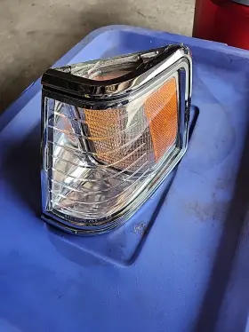 4076027 MOPAR Left Driver Turn Signal Light Corner Lamp Dodge