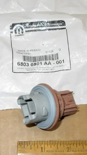 68030801AA MOPAR Turn Signal Lamp Socket Park Caravan