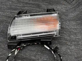 68307245 MOPAR Gladiator Sport Driver Left Turn Light Jeep