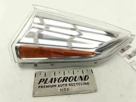 116-50738L NISSAN Leaf Driver Left Corner Light Marker Park