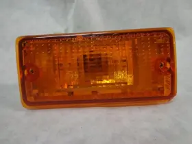 116-53844R NISSAN Passenger Corner Light Lamp Turn Signal