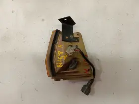 116-58069 NISSAN Stanza Right Corner Turn Signal Light Park #3 116-58069 NISSAN Stanza Right Corner Turn Signal Light Park #3