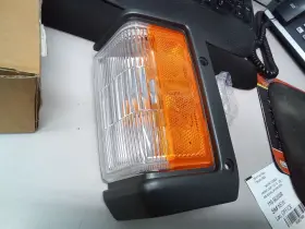 Pathfindr NISSAN Passenger Corner Light Lamp Turn Signal Park