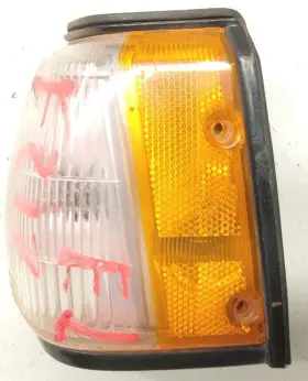 116-58205 NISSAN Left Corner Par Turn Signal Light Sentra