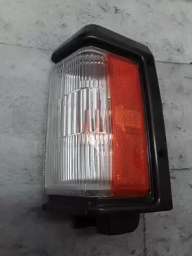 116-58317L NISSAN Lh Left Driver Corner Light Lamp Turn Park