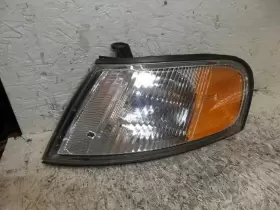 116-58673L NISSAN Front Lamp Light Turn Signal Driver Left
