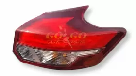 166-10478R NISSAN Passenger Right Tail Light Quarter Panel