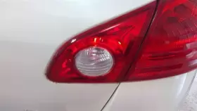 166-50916R NISSAN Passenger Tail Light Rogue
