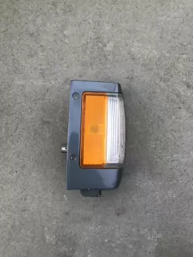 58165 NISSAN Hardbody Single Right Passenger Turn Signal #2