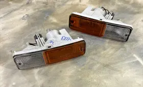 B6125-44F00 NISSAN Pignose Turn Signal Lamp Lens Left Right
