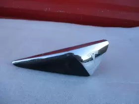 11251107-77-C Tesla Front Right Fender Autopilot Camera