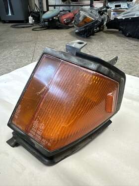 14-126 TOYOTA Driver Corner Blinker Light A60 Celica