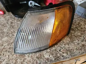 16-109 TOYOTA Usdm Paseo Front Left Corner Light Lens Lamp