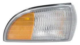 B1384 OER AUTHORIZED Marker Housing Lens Cornering Lamp Rh