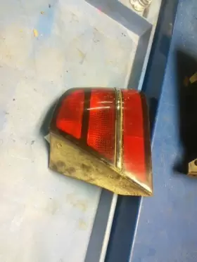 166-01463R OLDSMOBILE Passenger Right Tail Light Regency #2