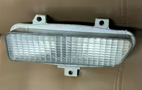 5946865 OLDSMOBILE Delta Left Front Parking Light