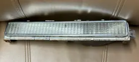5967348 OLDSMOBILE Supreme Right Parking Light Salon Cutlass