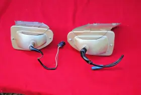 13200-13201 ORIGINAL FORD Front Turn Signal Lamps Dozz Correc