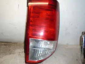 36848GG83 ORIGINAL KIA OEM Left Driver Rear Tail Light Sedona