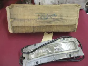 393708 PACKARD Front Parking Lamp Nos