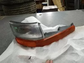 116-00866AR PLYMOUTH Passenger Corner Light Headlamps Town