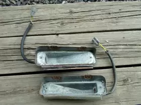 2483064 PLYMOUTH Front Turn Signal Housing Fury Belvedere #3