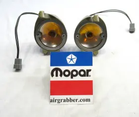 3478512 PLYMOUTH Runner Front Turn Signal Housing Lens Road
