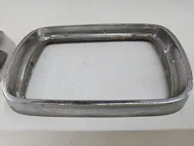 SAEDP67B PLYMOUTH Front Grill Turn Signal Parking Light Mopar #3