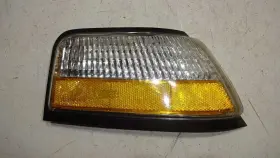 16511936 PONTIAC Passenger Right Marker Light Am