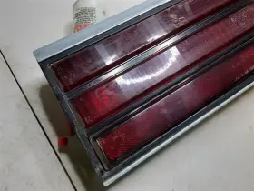 6000 PONTIAC Rear Passenger Tail Light Excluding Ste #3
