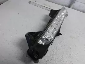 116-60598R PORSCHE Passenger Corner Light Bumper Park #2