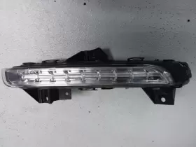 116-60598R PORSCHE Passenger Corner Light Bumper Park